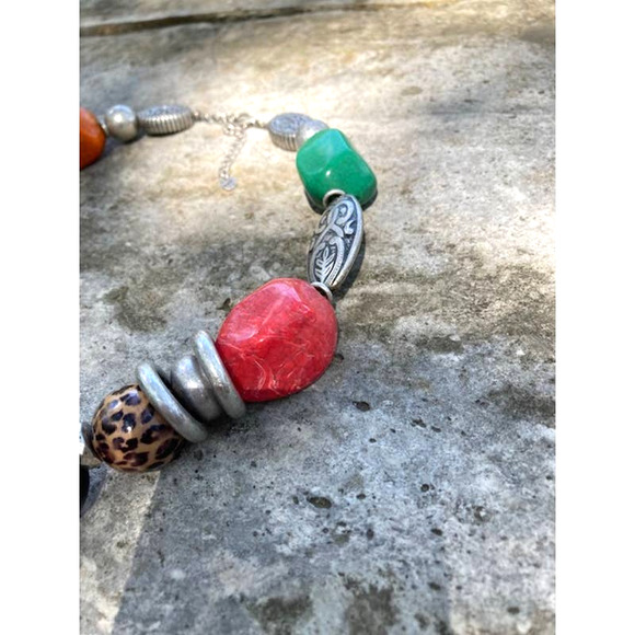 Large Lightweight Leopard Necklace - Multicolor Fashion Statement Necklace - Picture 4 of 7